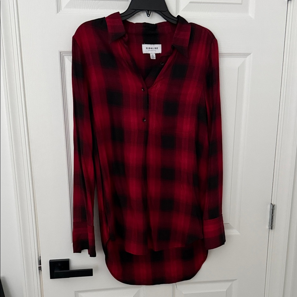 Brand new Red and Black Plaid Button-Up Shirt sz S